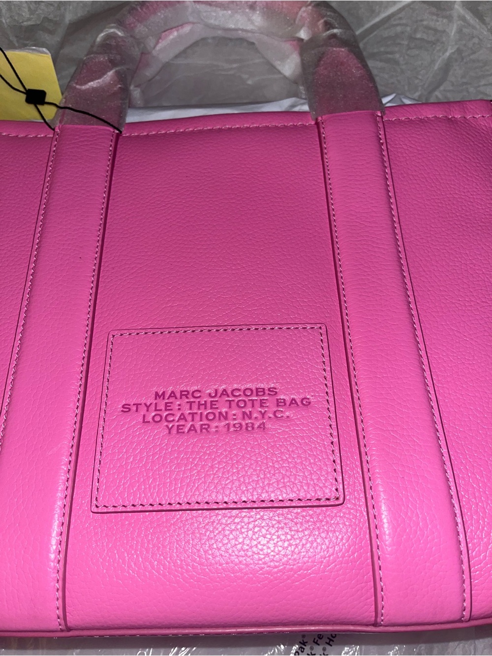 Marc Jacob’s Medium Leather Tote Bag in Bow Pink - Picture 2 of 7